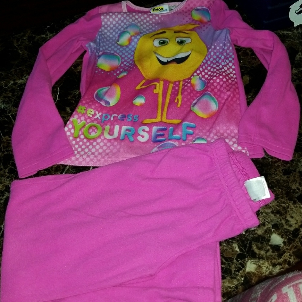 Girls Emoji Flannel PJs